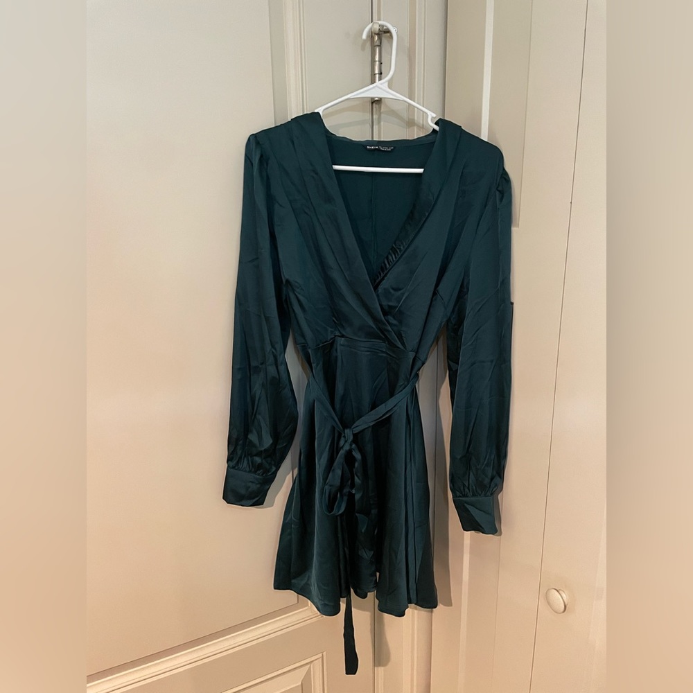 Womens large long sleeve dress